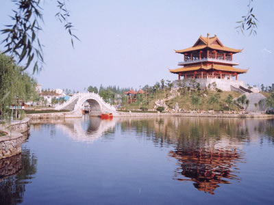 朋友圈自拍可愛小句子(zǐ)合集 自拍說(shuō)說(shuō)女生可愛吸引人(rén)